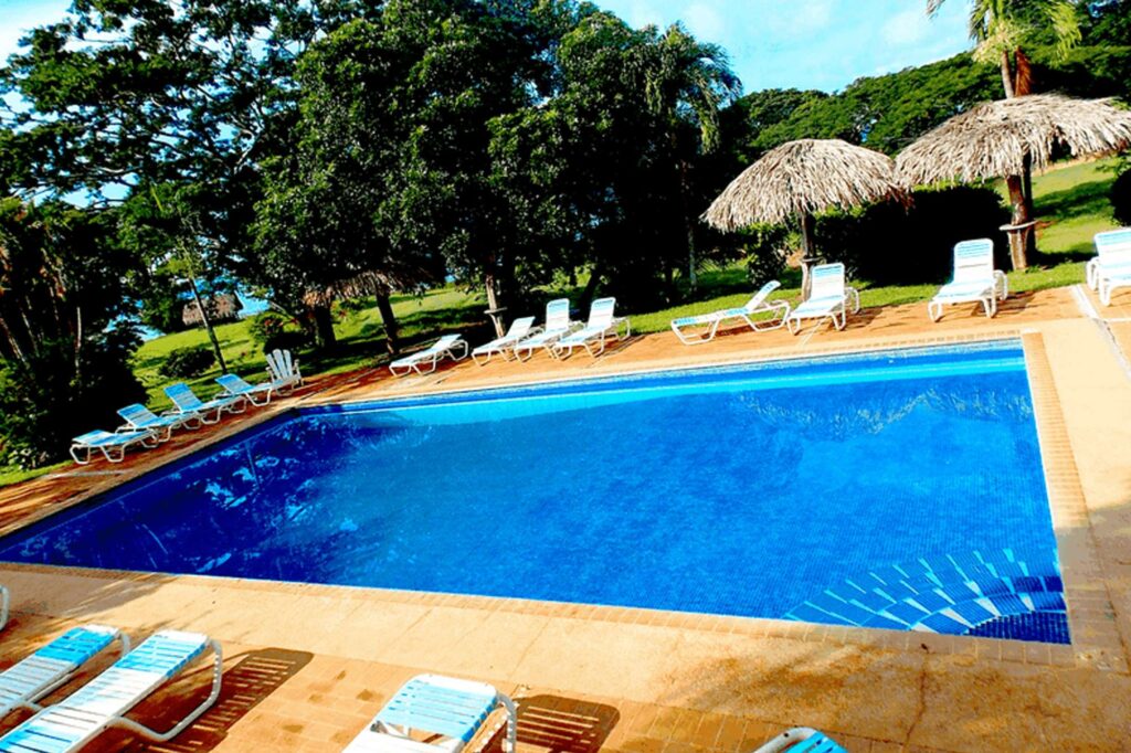 edu costarica hotel lel pool