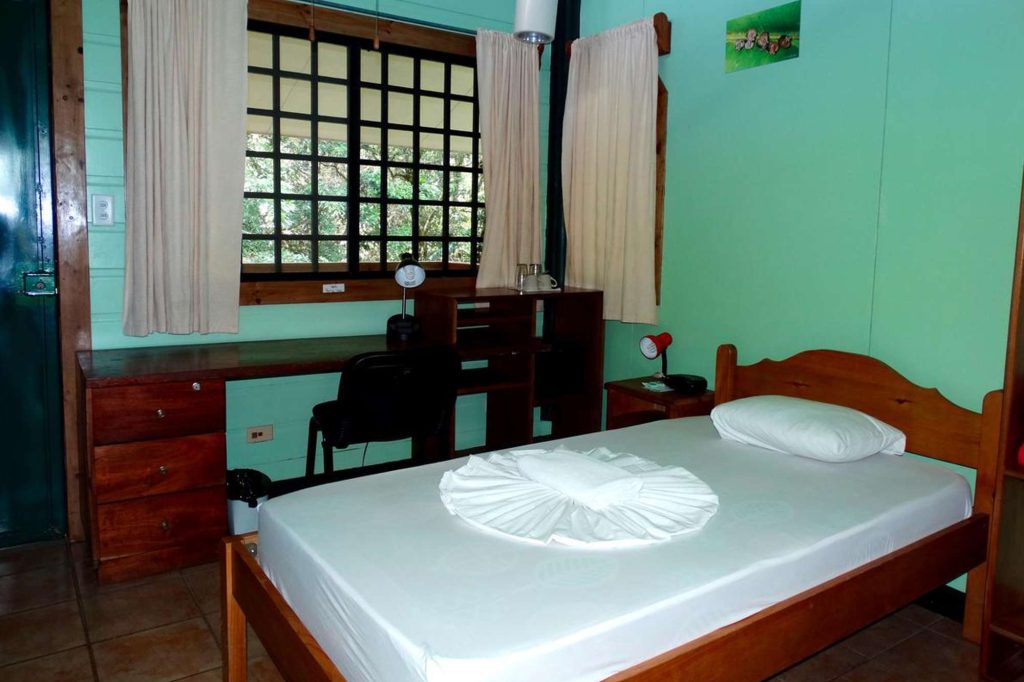 edu costarica hotel sbs bedroom2