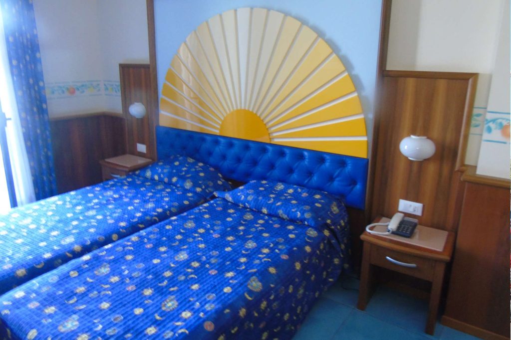 edu sicily hotel sbd bedroom