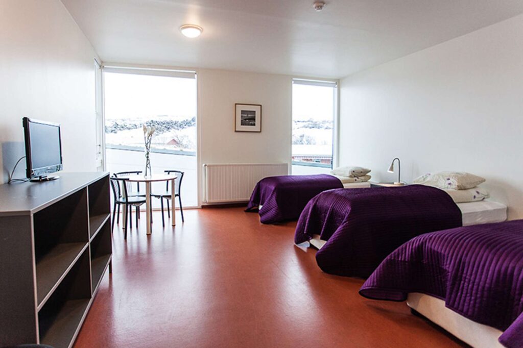 edu iceland hotel bifrost bedroom