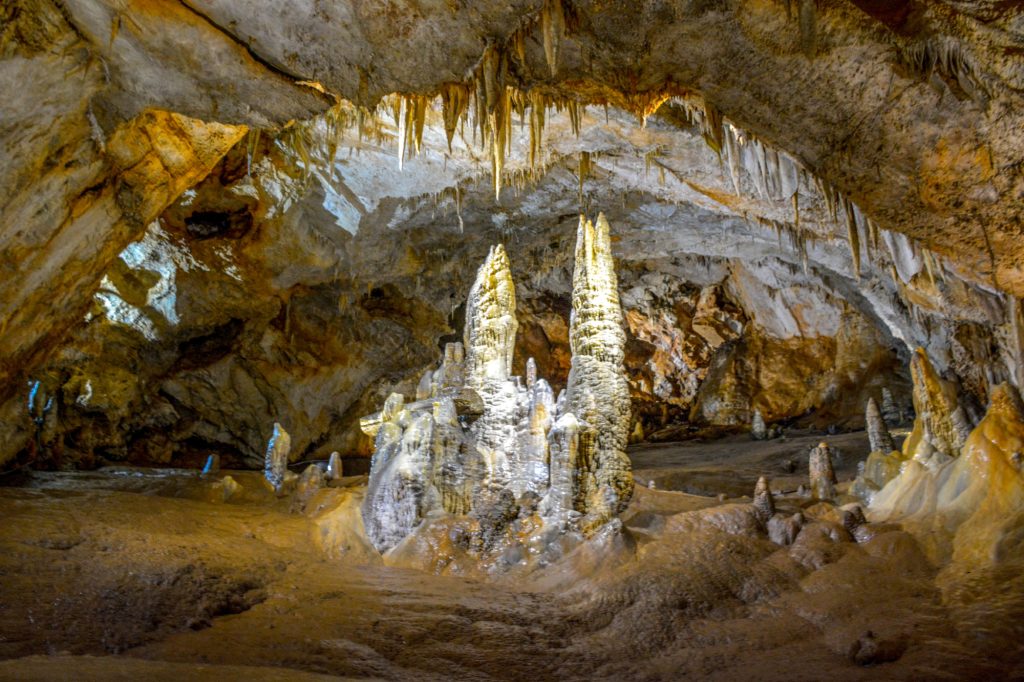 edu montenegro lipa cave 2