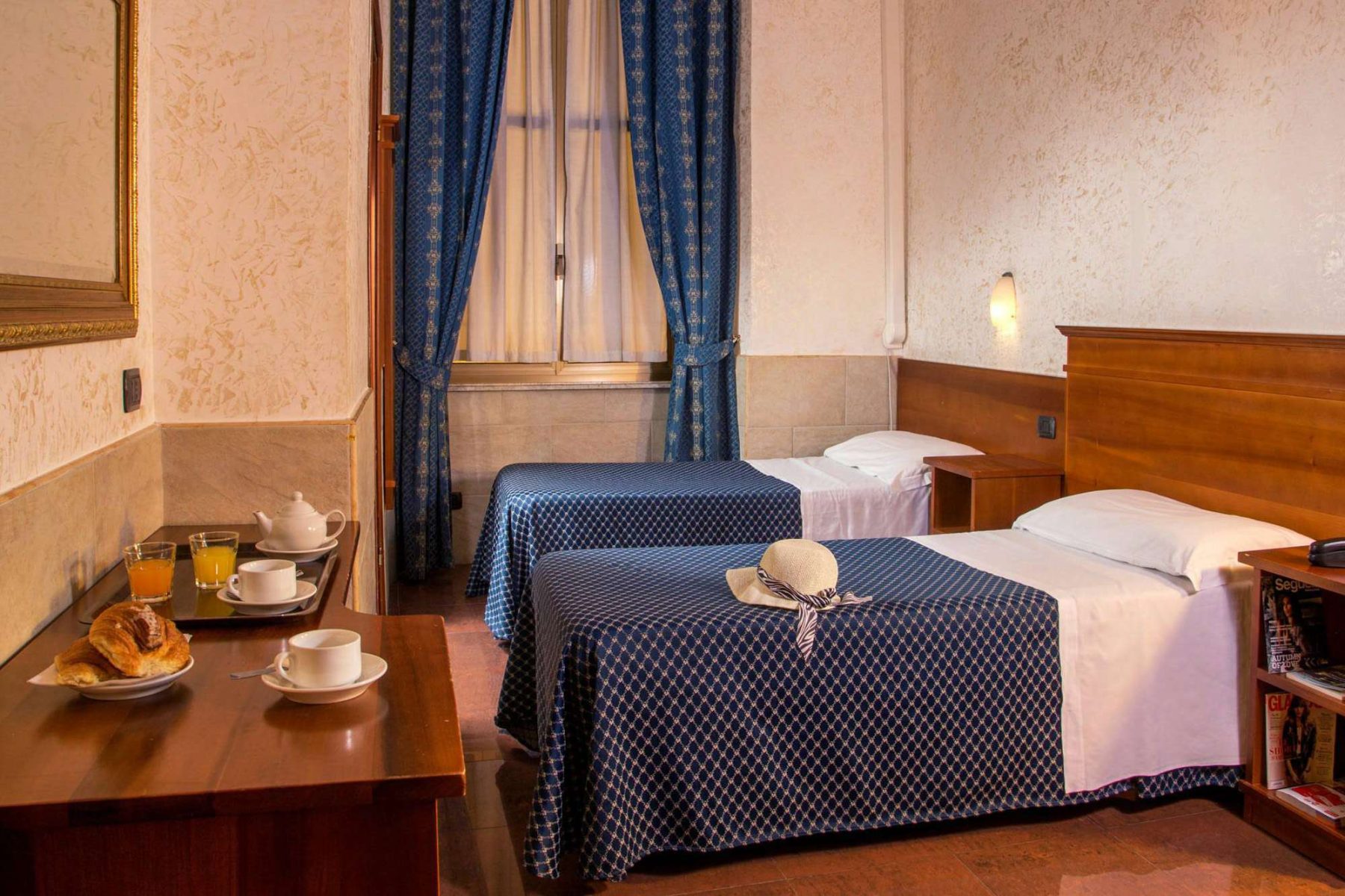 edu rome hotel luciani bedroom