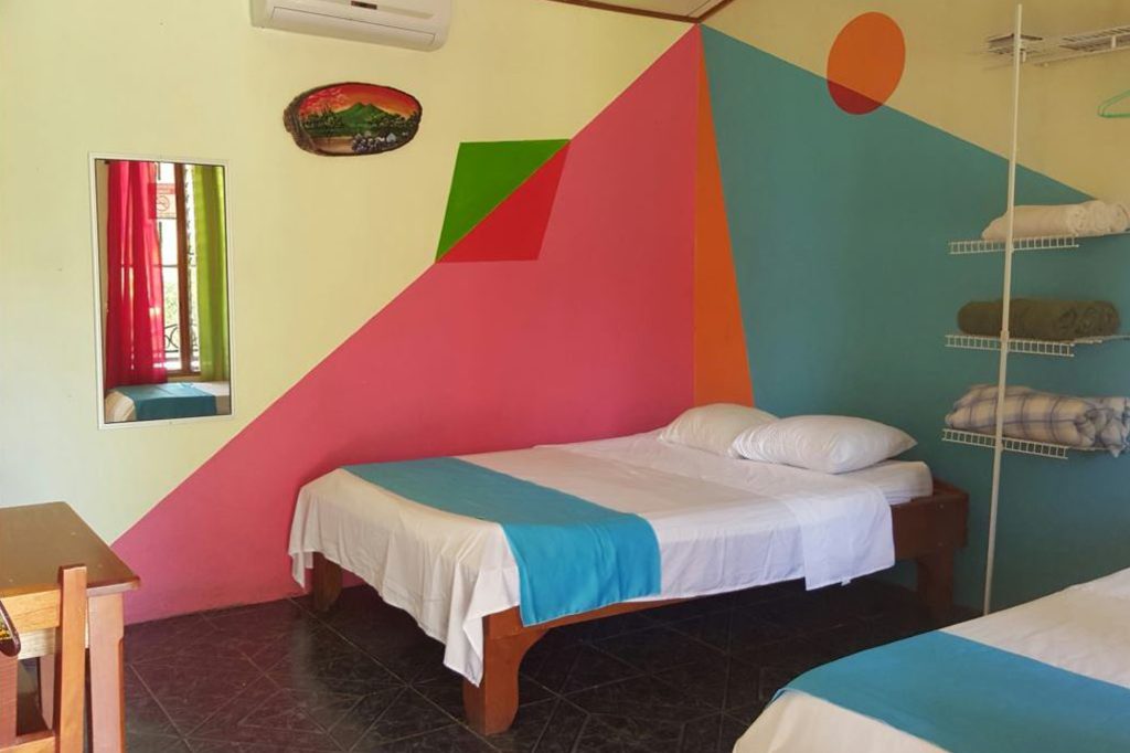 edu hotel guayacan bedroom